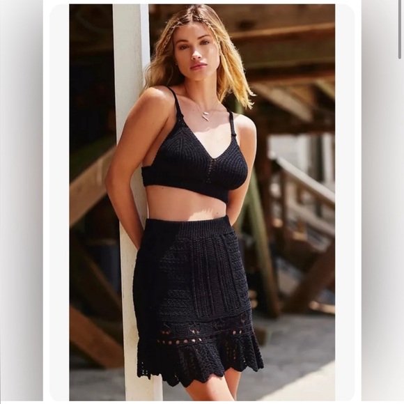 Anthropologie 2 piece set, blue-black crochet. NWT - Picture 1 of 3